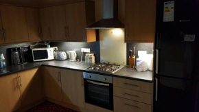 5 Bed spacious flat, Edinburgh City centre, Modern, Edinburgh